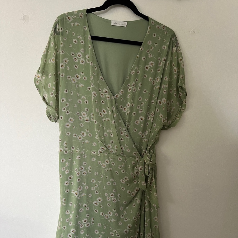 Spring Green Dress Bundle - Picture 9 of 14